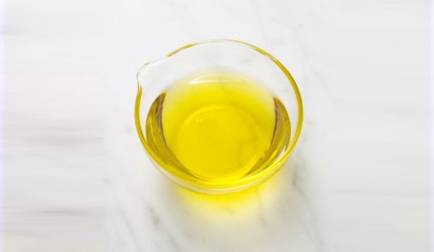 Post image for ::Wellness Wednesday:: Oil Pulling