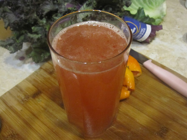 Post image for Seasonal Eating (Drinking) :: Blood Orange Meyer Lemonade